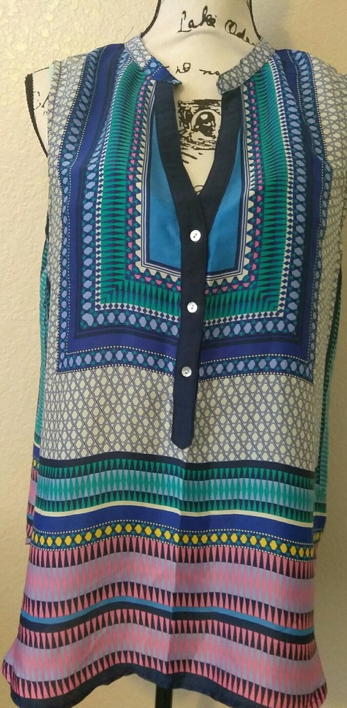 SLEEVELESS BLOUSE